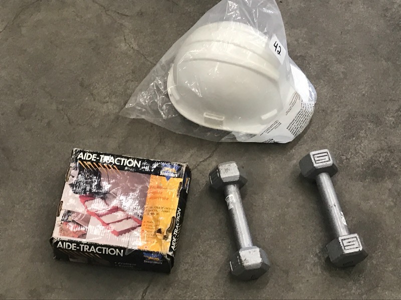 lot 42 image: Lot Of (2) 5# Dumbells, (1) Unused...
