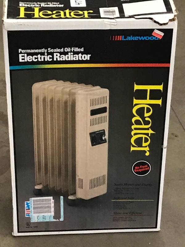 lot 47 image: Unused Lakewood Electric Radiator H...