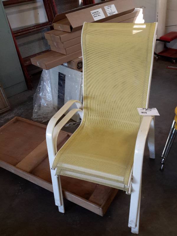 2, mesh material Stacking chairs