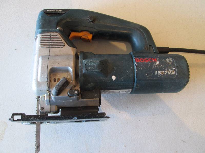 lot 39 image: Bosch Jig Saw