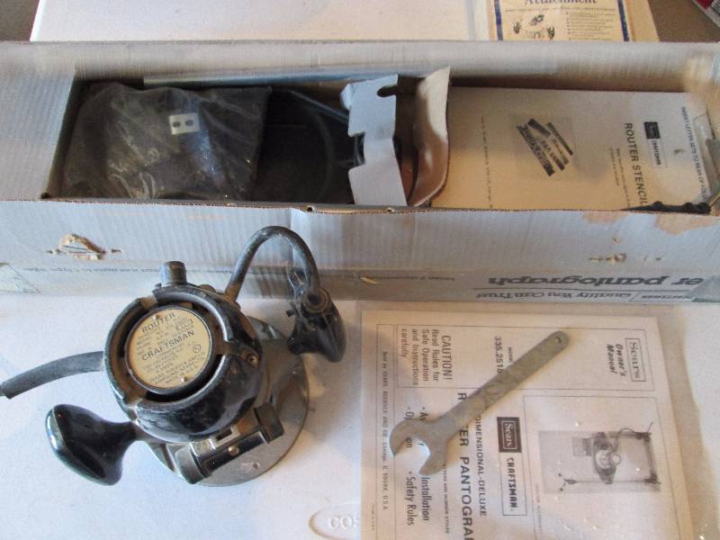lot 44 image: Craftsman Router & Jigs