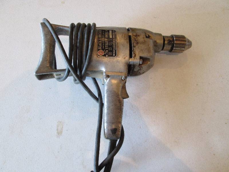 lot 46 image: Black & Decker Drill