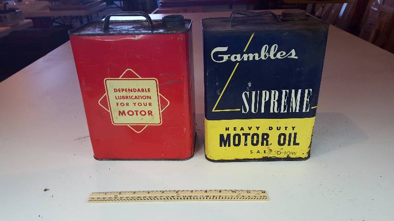 lot 204 image: (2) Gambles Supreme & Dependable Motor Oil Cans