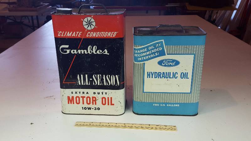 lot 206 image: (2) Ford Hydraulic Can & Gambles Motor Oil