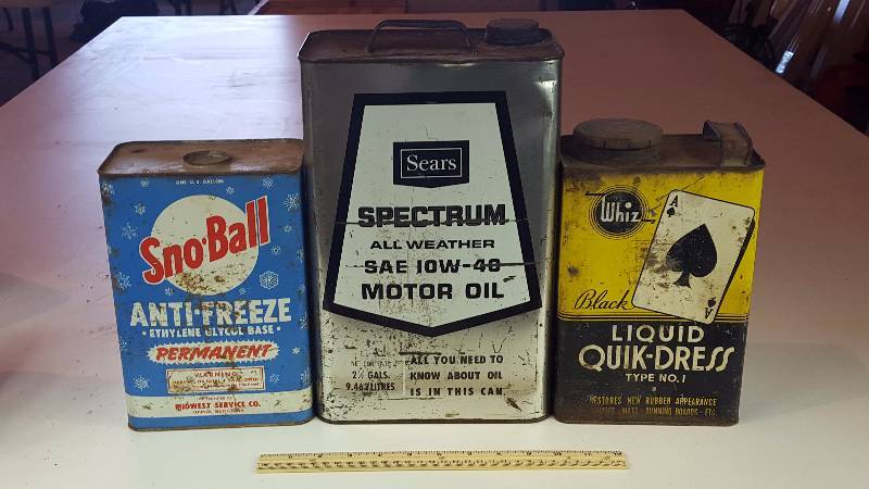 lot 209 image: (3) SnoBall, Whiz, and Sears Vintage Cans
