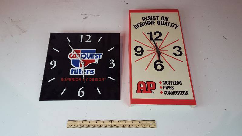 lot 220 image: Vintage AP Mufflers Clock & Car Quest Clock