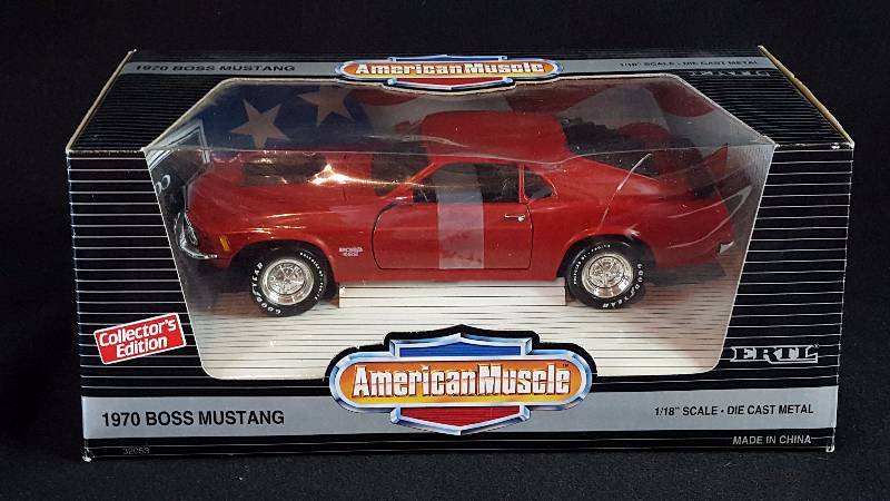 lot 230 image: 1970 Boss Mustang 118 Die Cast