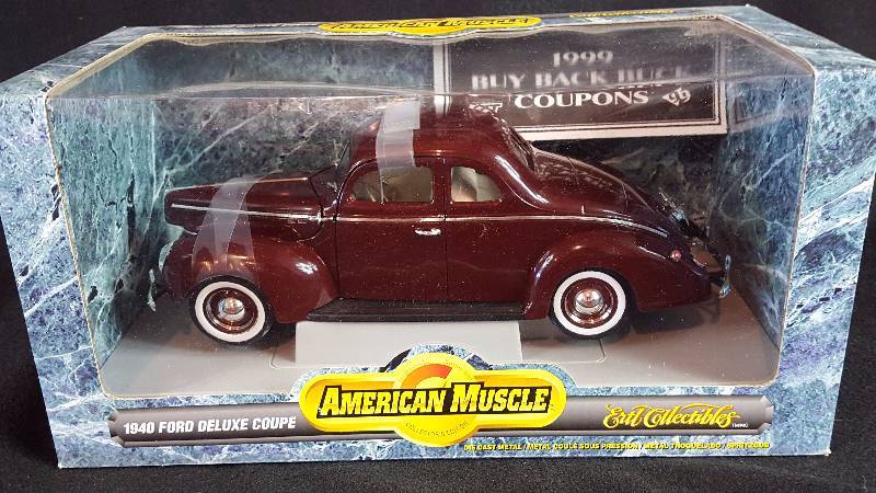 lot 232 image: 1940 Ford Deluxe Coupe 118 Die Cast