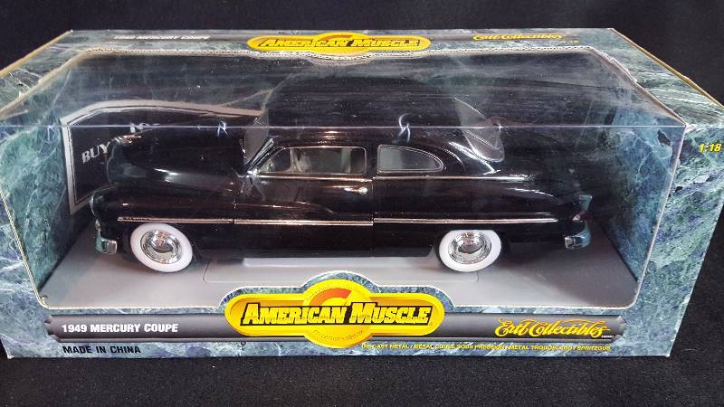 lot 235 image: 1949 Mercury Coupe 118 Die Cast