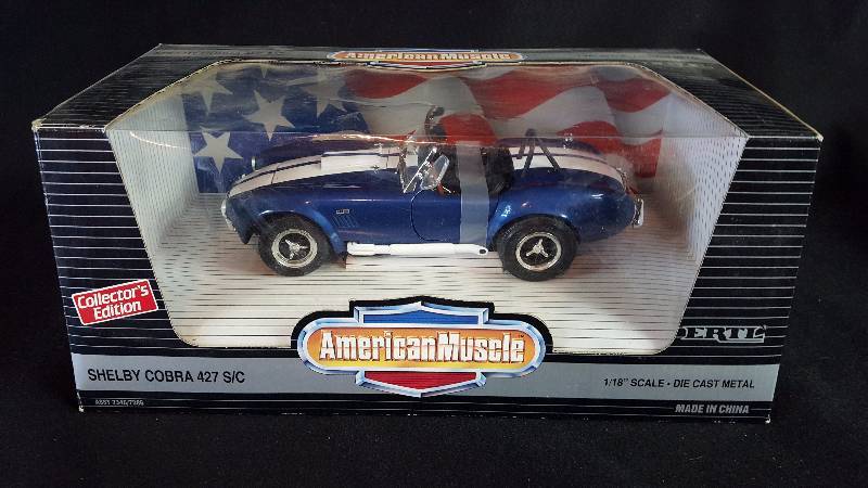lot 236 image: Shelby Cobra 427 SC 118 Die Cast