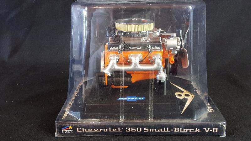 lot 272 image: Chevrolet 350 Small Block V8