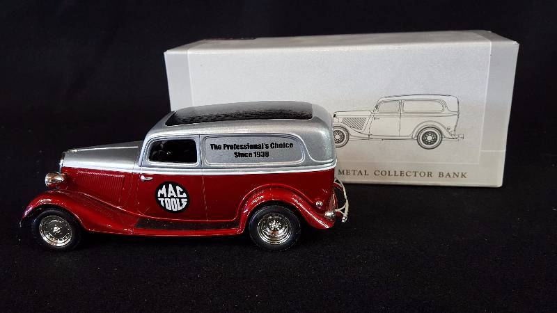 lot 275 image: SpecCast 1934 Ford Sedan Delivery Die Cast Metal Bank