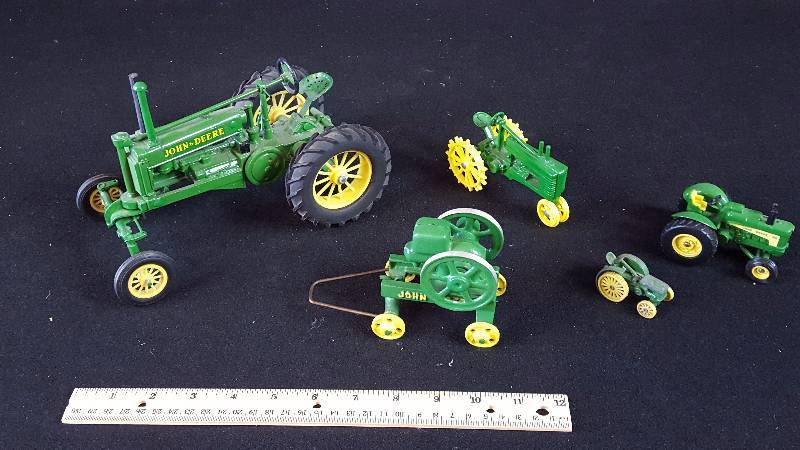 lot 310 image: Group of Metal John Deere Tractors