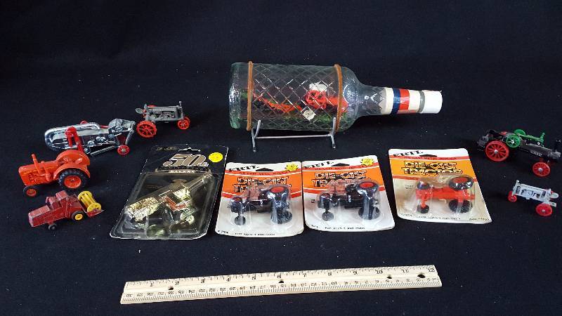 lot 313 image: Vintage Ertl Tractors MOC, Various Tractors, Tractors in Bottle