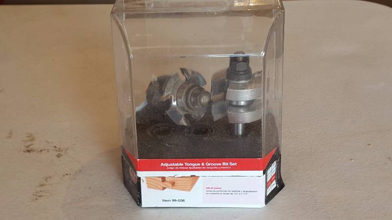 lot 61 image: Freud Router Bit Set