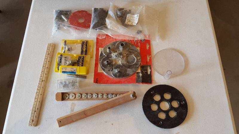 lot 65 image: Router Accessories