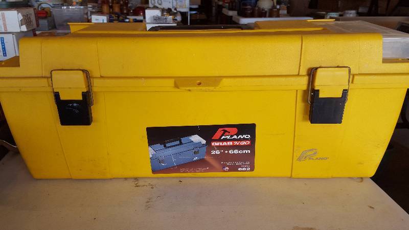 lot 91 image: Plano Grab N Go Tool Box