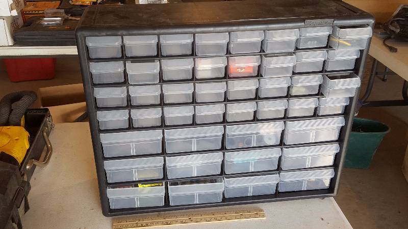 lot 95 image: 44 Drawer Organizer