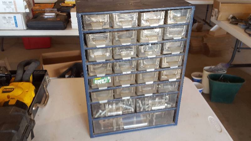 lot 97 image: 27 Drawer Organizer