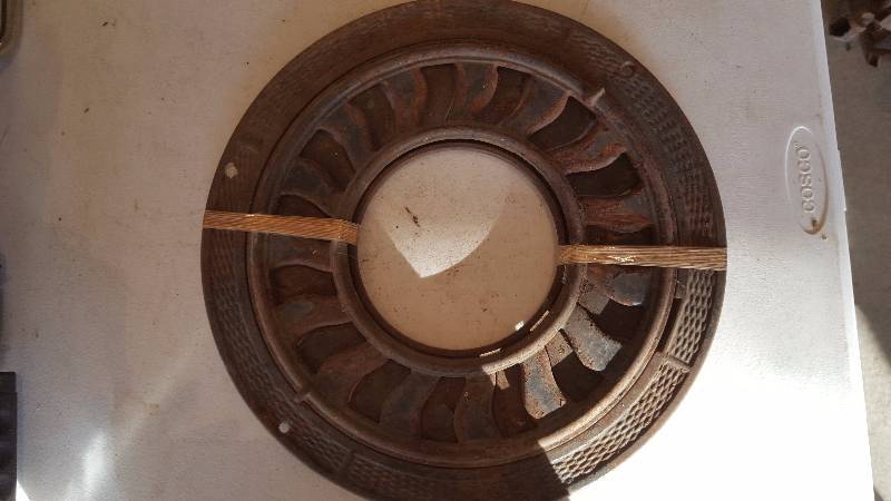lot 105 image: Antique Cast Iron Stove Pipe Collar