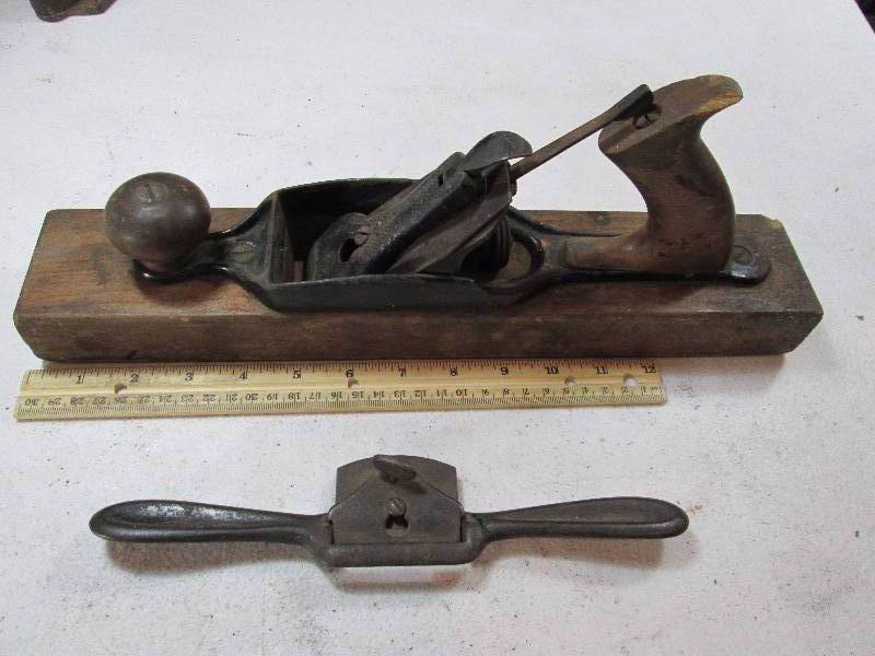 lot 128 image: Wood Plane & Spoke Shave
