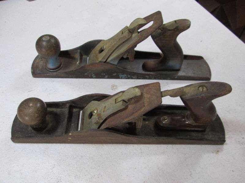 lot 127 image: Wood Planes