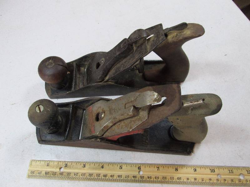 lot 126 image: Wood Planes