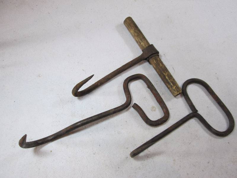 lot 123 image: Hay Hooks