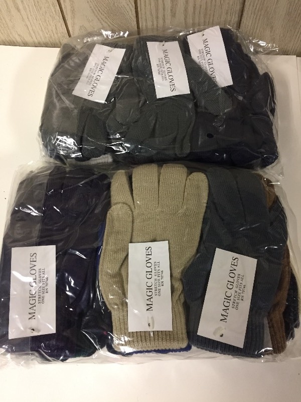 lot 28 image: Gloves - 24 pairs Magic Gloves - New