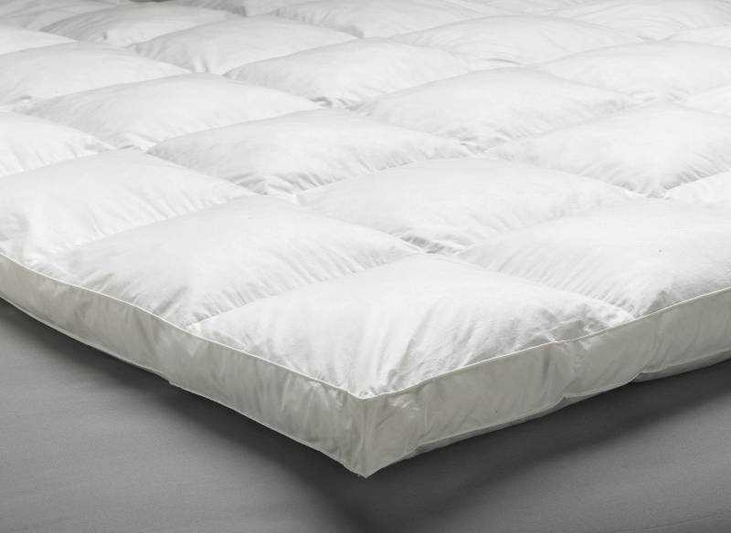 MLD 5 Featherbed wcvr - QN White Queen