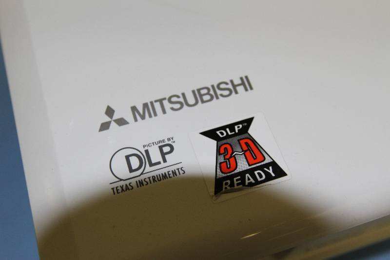 Mitsubishi EX240U Home Theater  Portable Computer-Video DLP Projector with HDMI Input