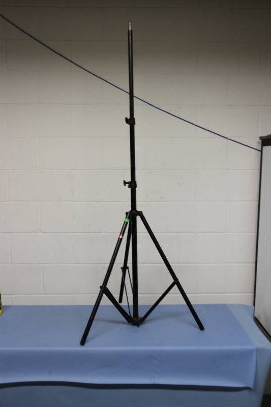 Ari Professional Photography Light  Lighting Telescoping Adjustable Height Stand