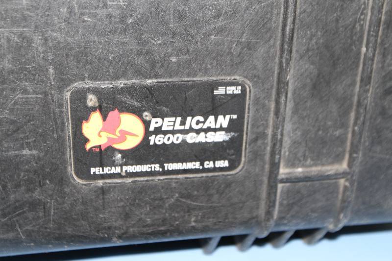 Pelican 1600 Waterproof TravelStorage Case w Foam-Lined Lid