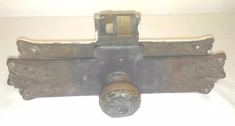 lot 49 image: Antique Mortise Lockset Patd Mar 21, 1905