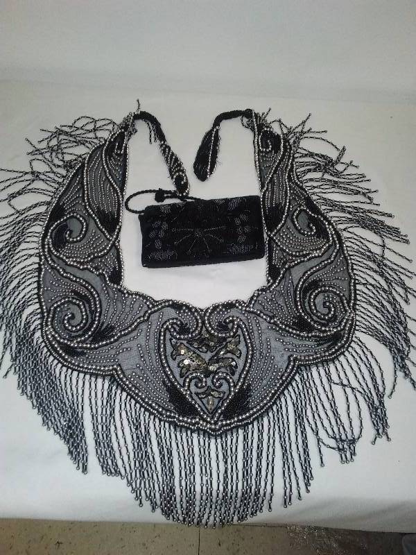 lot 56 image: Beaded Lace Hip Wrap Collar Shoulder Shrug Shawl
