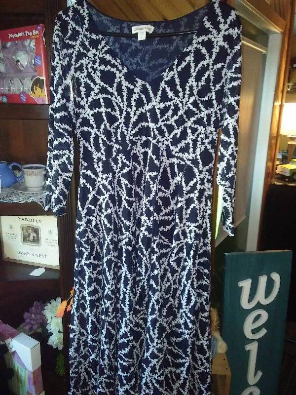 lot 64 image: ColdWater Creek Navy and White Dress (L)