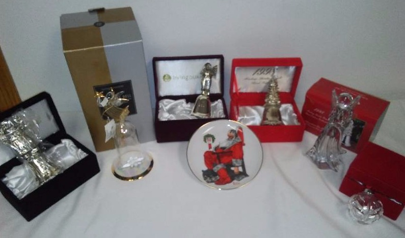 lot 136 image: Angel Christmas Lot (6) Silver plate and more