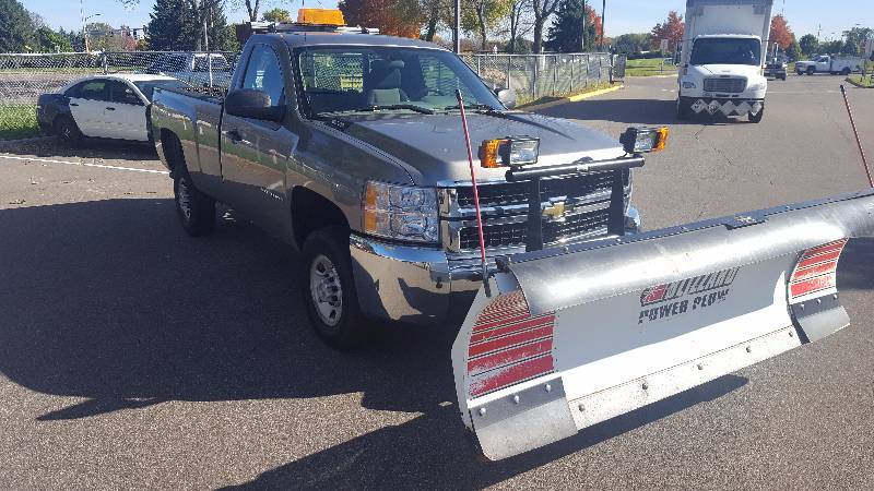 lot 6 image: 2007 Chevrolet Silverado 2500 HD with Blizzard Extendable Plow