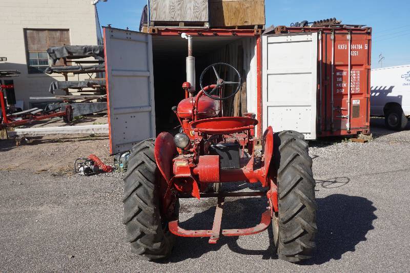 1943 International Harvester Farmall B Cultivision Tractor ...