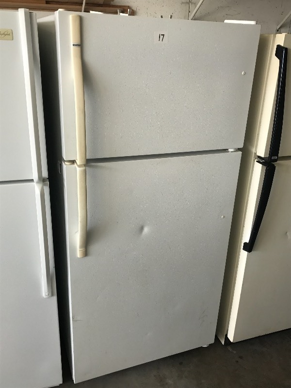 lot 17 image: Kenmore Refrigerator With Freezer, ...