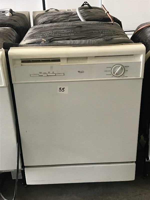lot 55 image: Whirlpool 24 Dishwasher, Model DU8...
