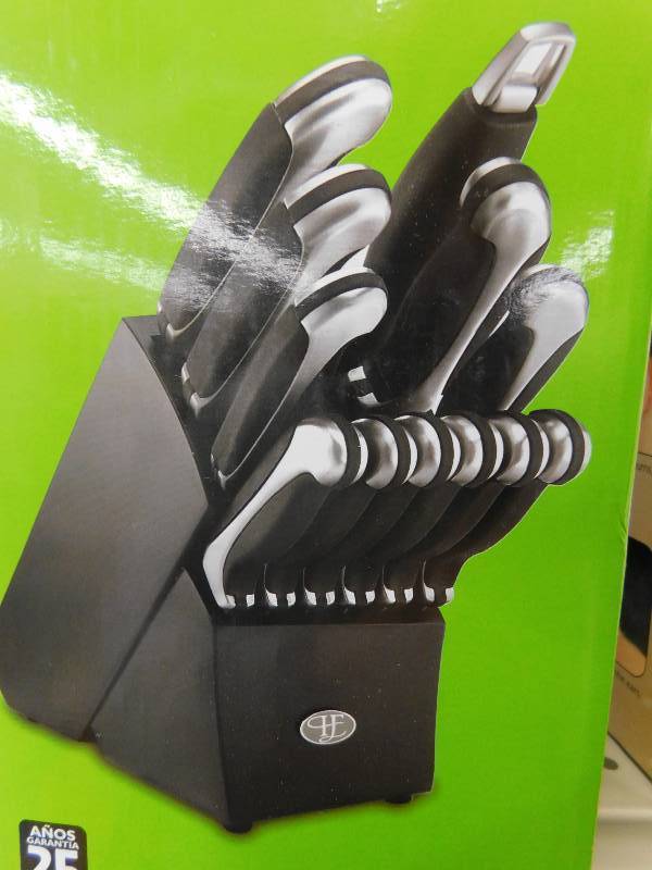 lot 238 image: Hampton Forge 13pc Majestic w2pc Bonus, MSRP $99.99