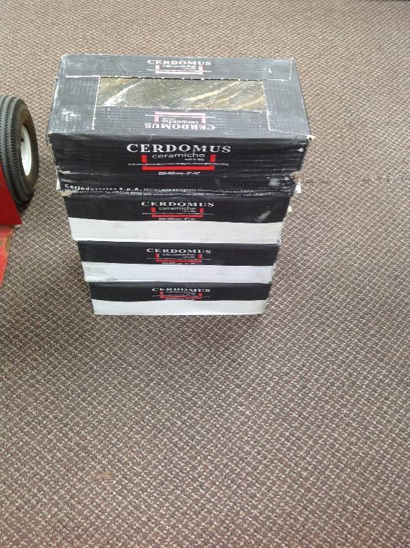 lot 33 image: Cerdomus Tiles, Four Boxes