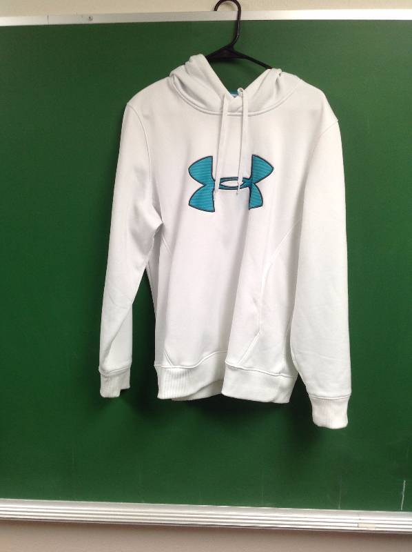 lot 41 image: Under Armour Sweatshirt, Womens XL