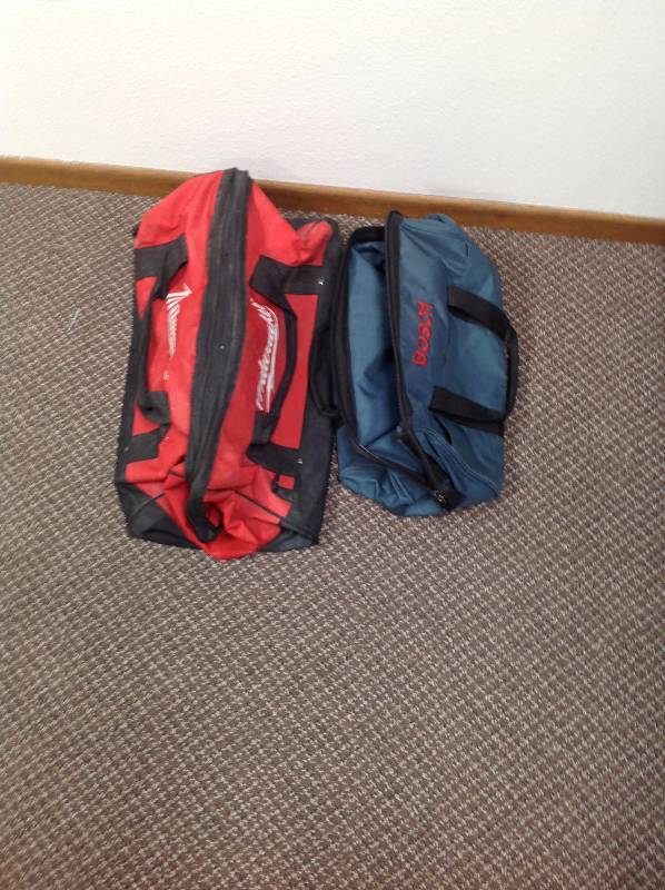 lot 54 image: Milwaukee and a Bosch tool bags