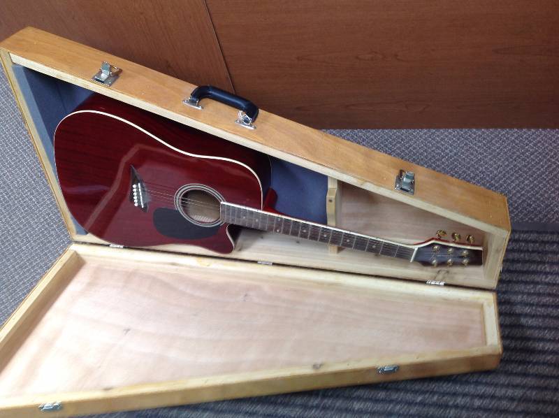 lot 117 image: Kona Acoustics Guitar With Wooden Case
