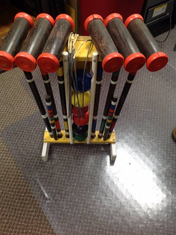 lot 122 image: Vintage Croquet Set