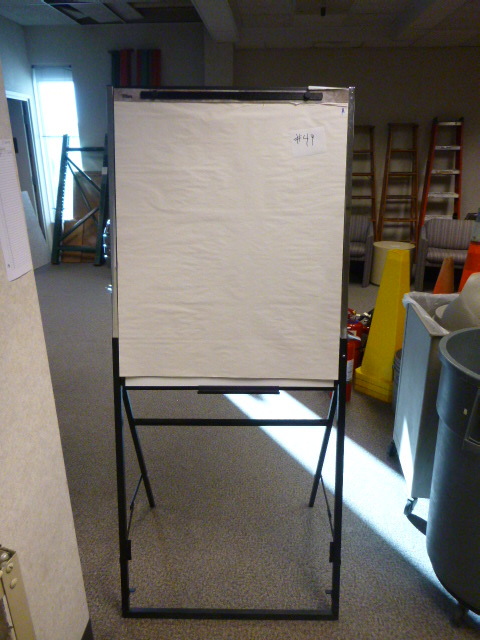 Easel