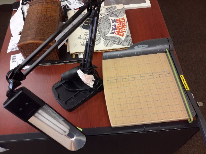 Smaller Paper cutter and desk lamp