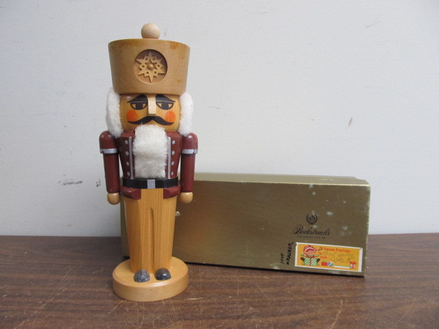 lot 56 image: Old Vintage German Nutcracker wOrig Box